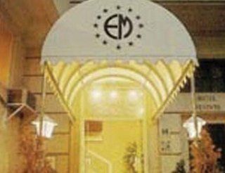 Madrid Motion Hostel Экстерьер фото